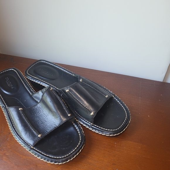 Sonoma Black Leather Slide Sandals - Picture 2 of 5